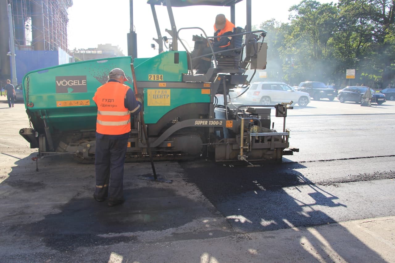 Fresadora de pavimento compacta