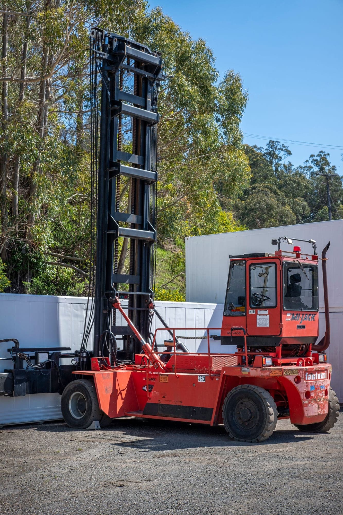 Montacargas 15+ ton